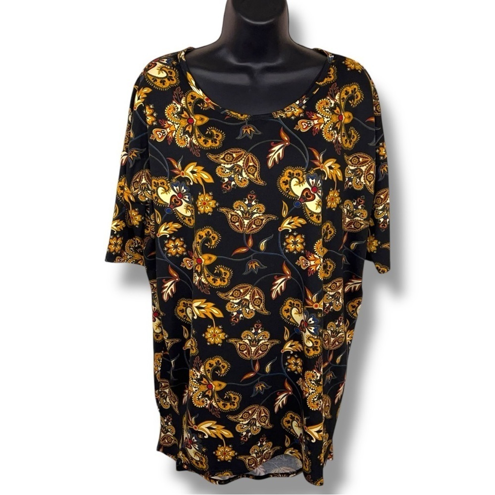 New Small LuLaRoe Black Gold Paisley Print Tee Irma Colorful Stretch Oversized